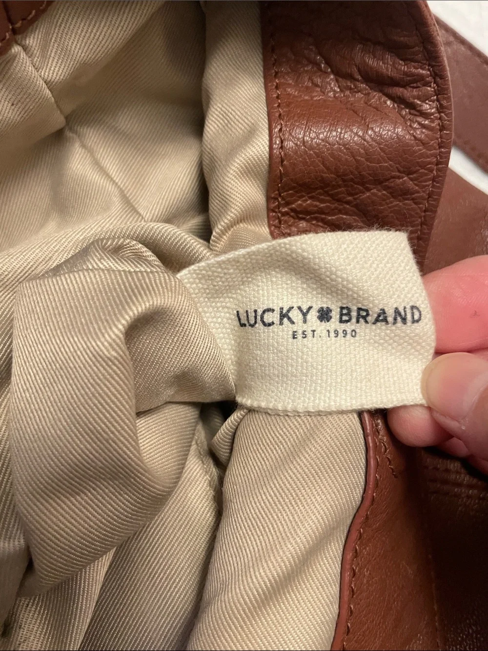 Lucky Brand Brown Leather Hobo Shoulder Bag with Magnetic Closure Great Shape